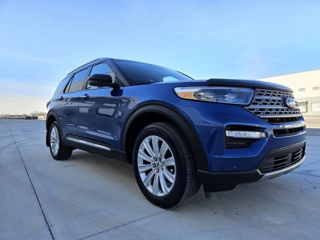 Used 2023 Ford Explorer Limited image 7