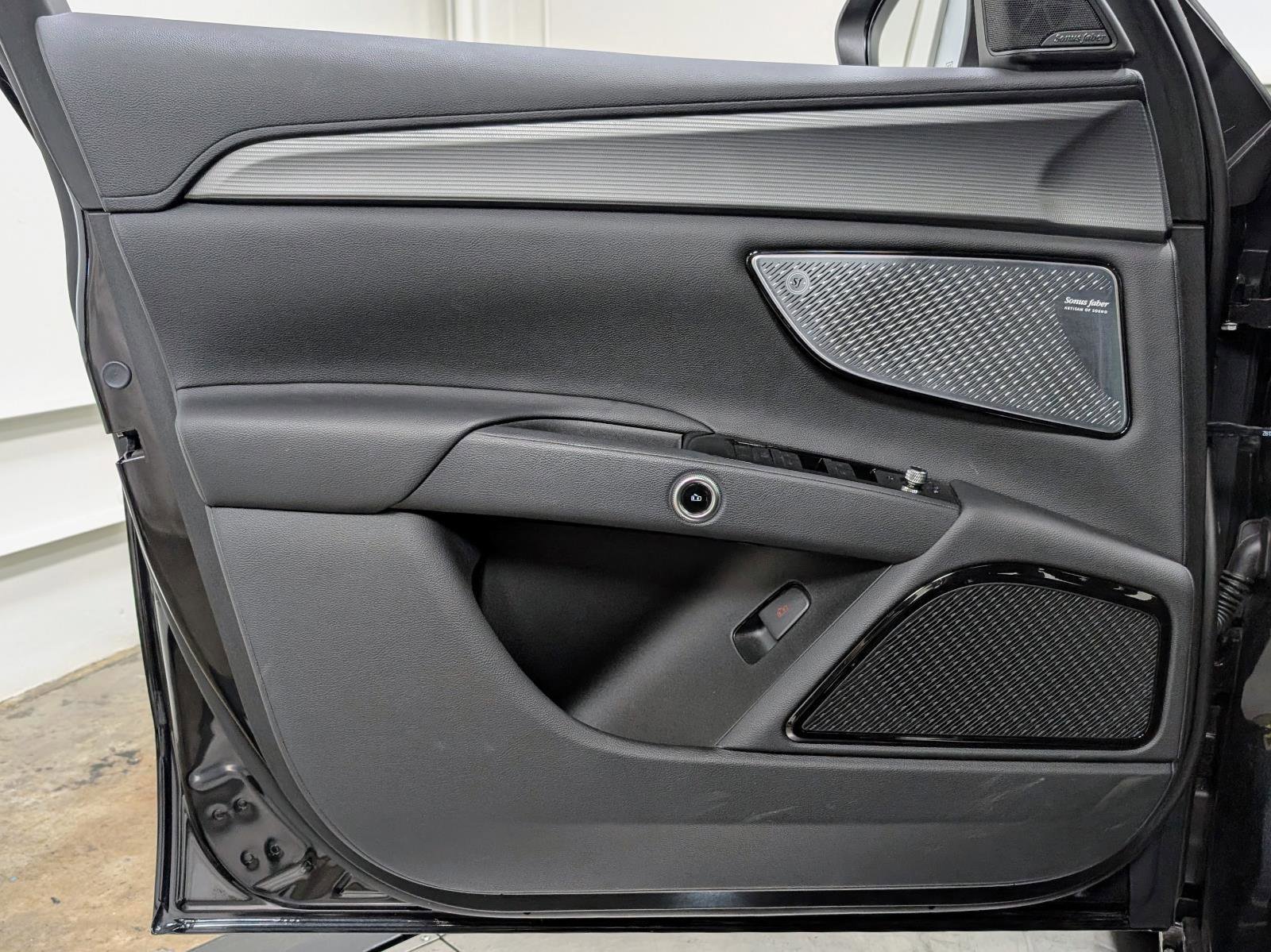 Used 2023 Maserati Grecale GT AWD/4WD image 12
