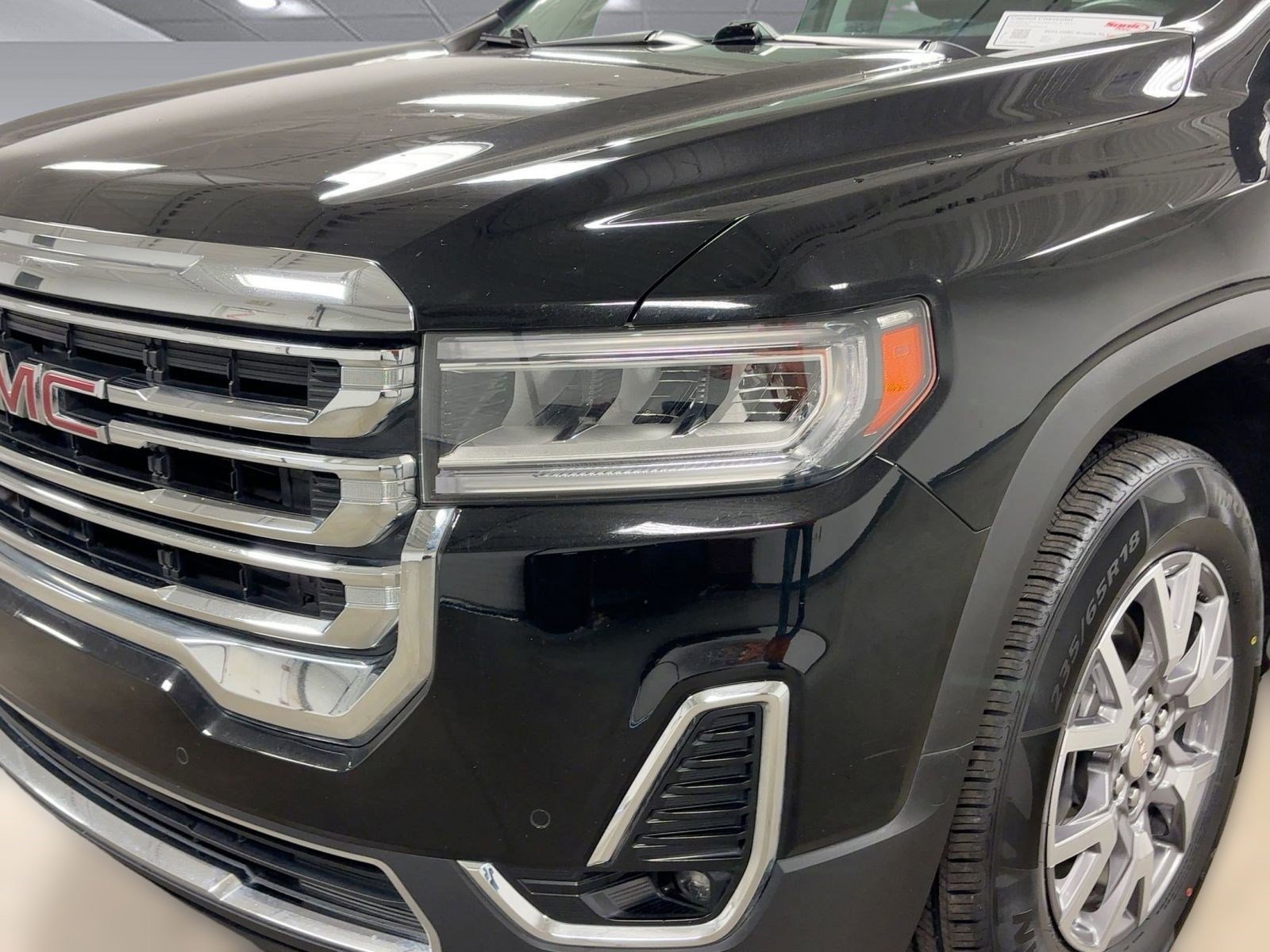 Used 2021 GMC Acadia SLT image 9