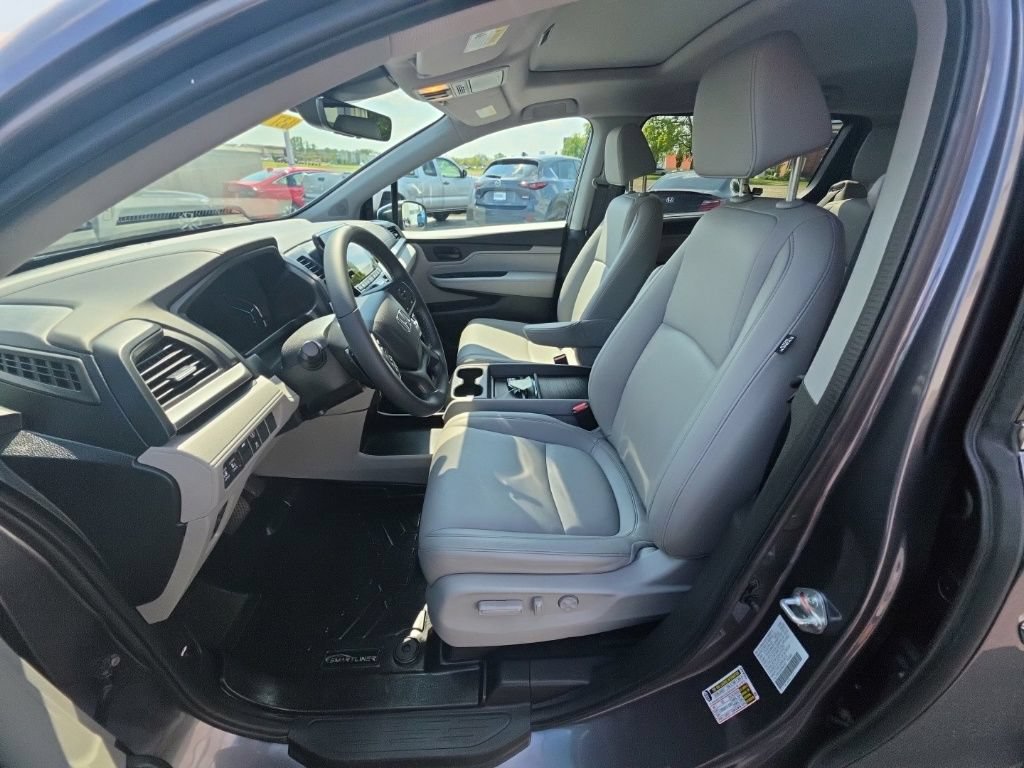 Certified 2024 Honda Odyssey EX-L image 12
