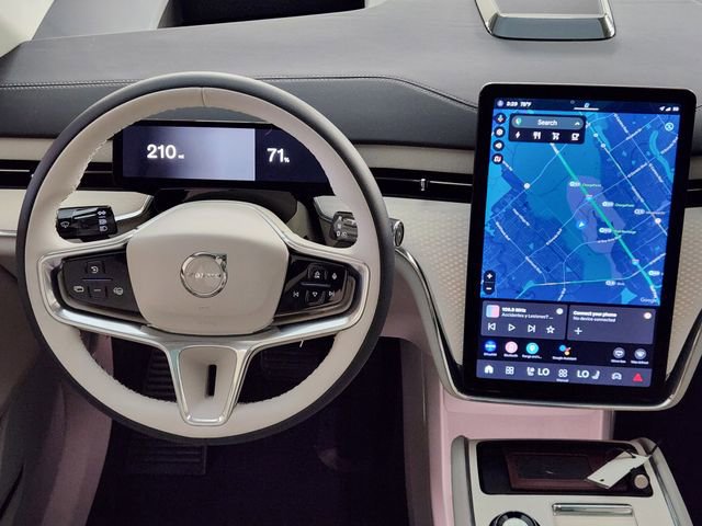 New 2025 Volvo EX90 Plus AWD/4WD image 25
