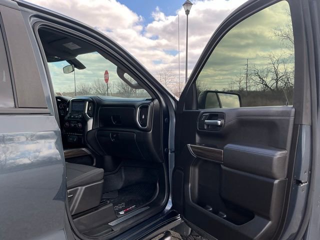 Used 2022 Chevrolet Silverado 1500 LT Trail Boss w/ Bed Protection Package image 18