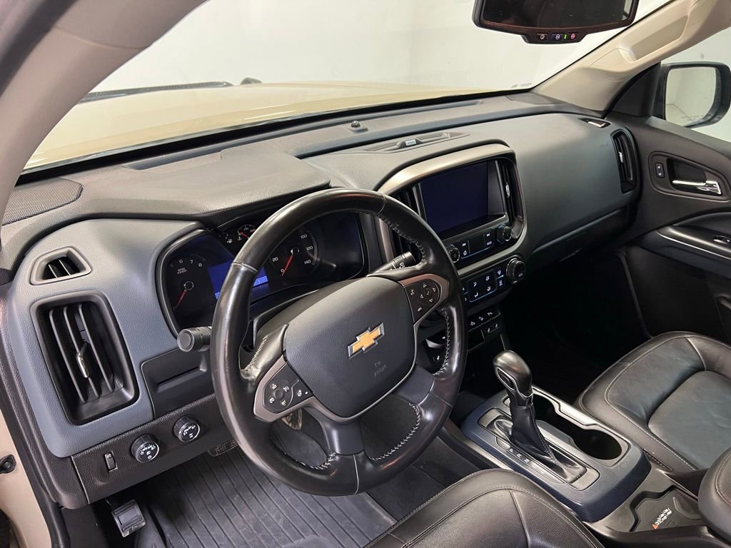 Used 2022 Chevrolet Colorado Z71 AWD/4WD image 16