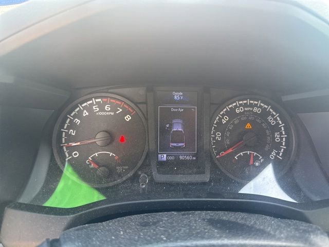Used 2019 Toyota Tacoma SR w/ SR Convenience Package RWD image 11