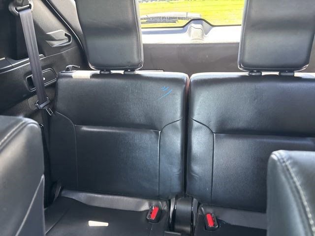 Used 2023 Mitsubishi Outlander SEL AWD/4WD image 35