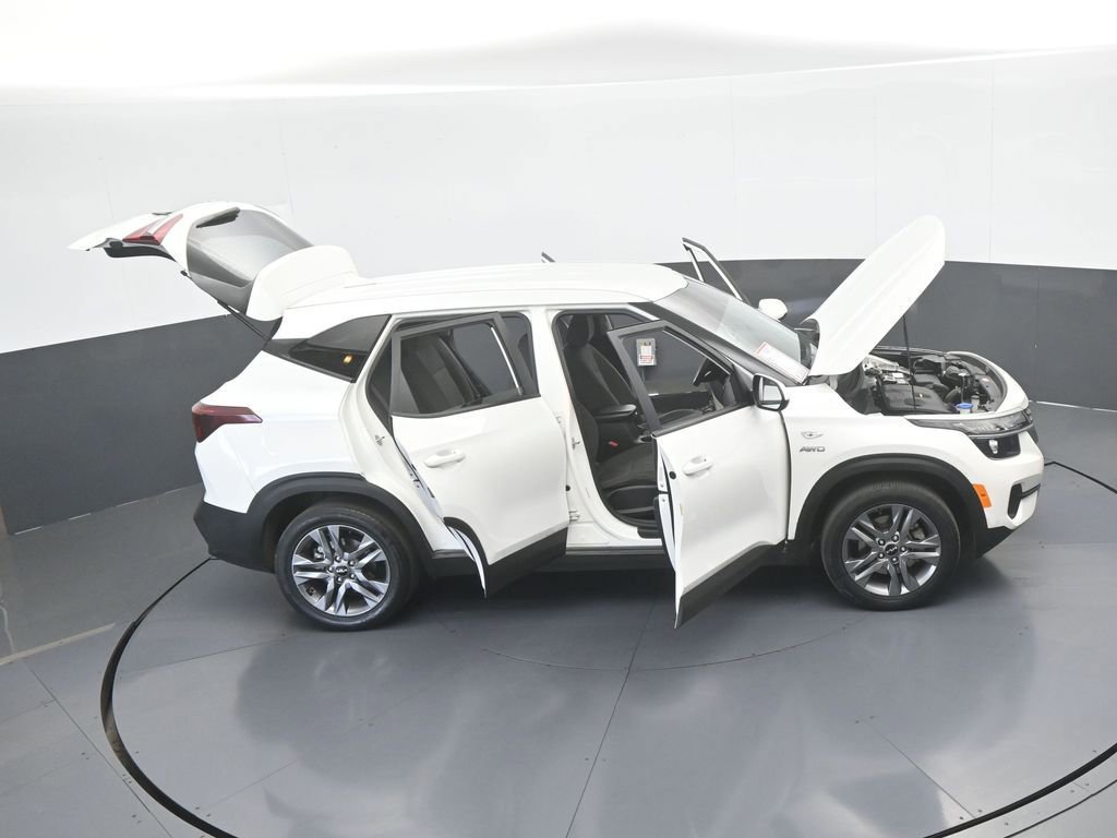 Used 2022 Kia Seltos LX image 62