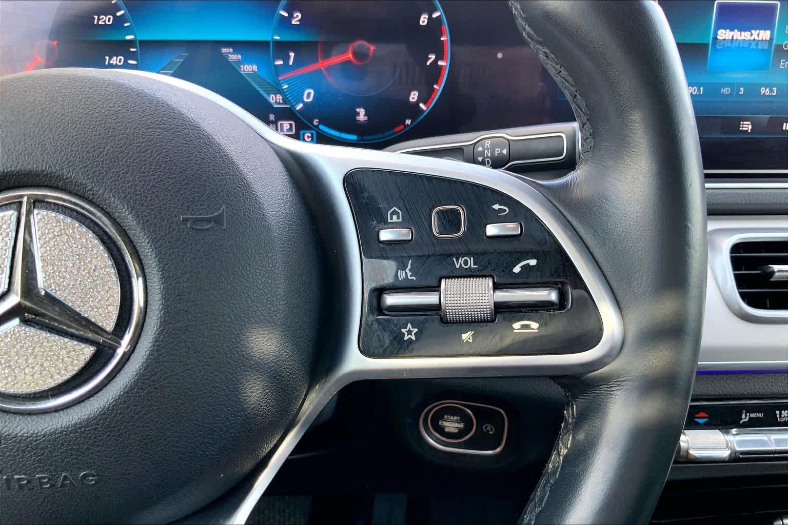 Used 2020 Mercedes-Benz GLE 350 4MATIC image 25