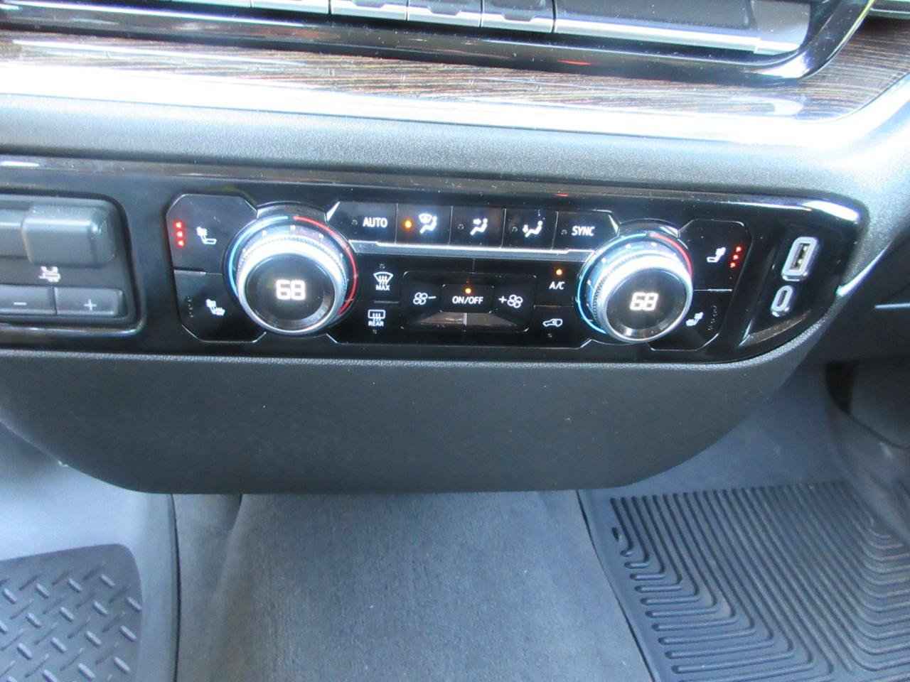 Used 2024 GMC Sierra 2500 SLE w/ SLE Convenience Package AWD/4WD image 52