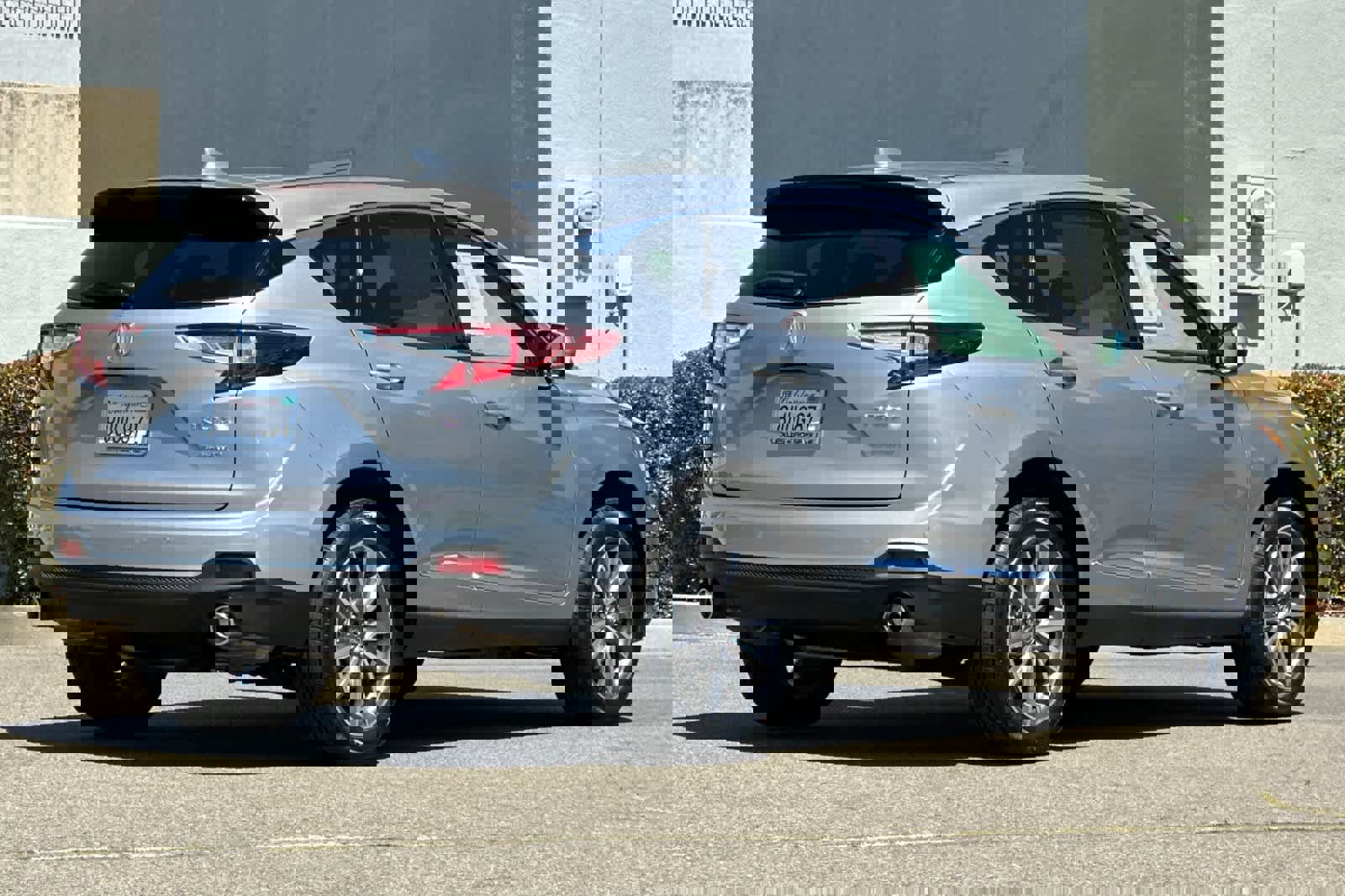 Used 2021 Acura RDX AWD w/ Technology Package image 2