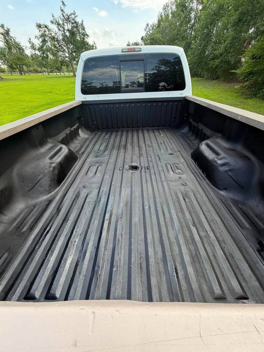 Used 2013 Ford F350 King Ranch w/ FX4 Off Road Pkg AWD/4WD image 8