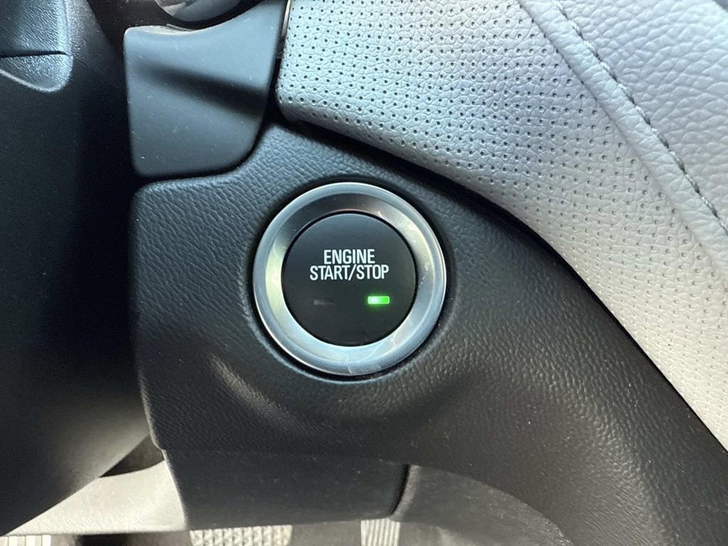 Used 2020 Chevrolet Equinox Premier image 28