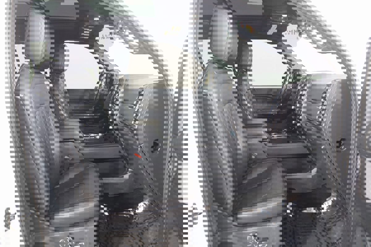 Used 2018 Ford Expedition Limited w/ Equipment Group 302A image 13