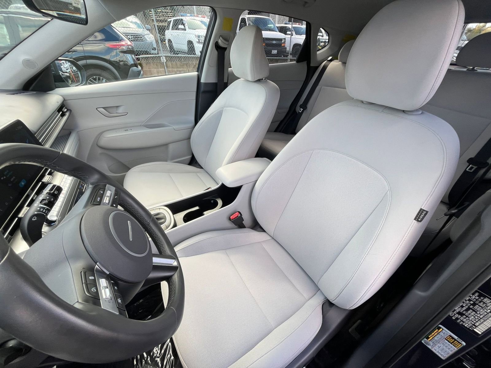 Used 2025 Hyundai Kona SEL image 36