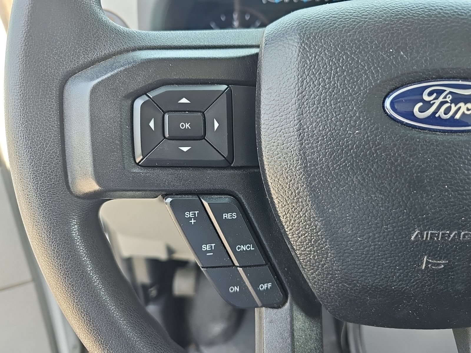 Used 2024 Ford E-450 and Econoline 450 Super Duty w/ Power Windows & Locks Group RWD image 13