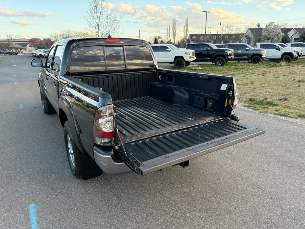 Used 2012 Toyota Tacoma 4x4 Double Cab w/ TRD Off-Road Pkg image 11
