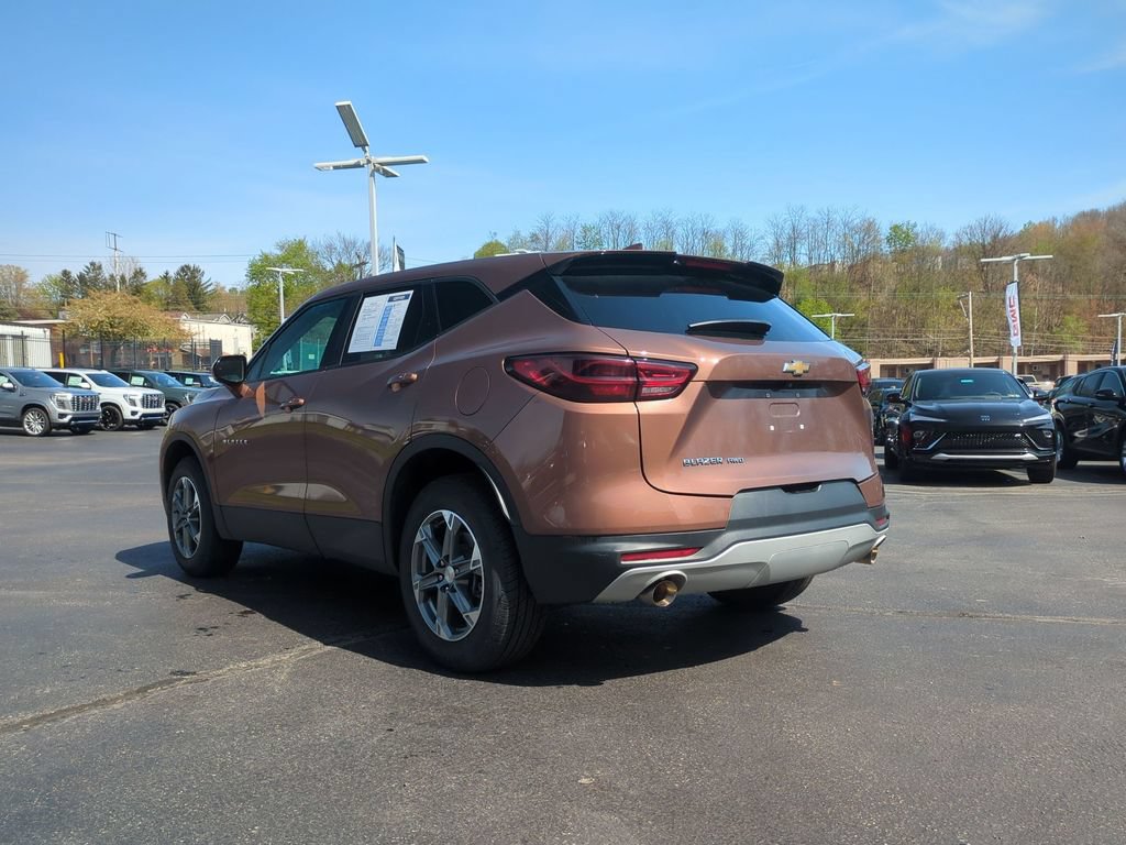 Used 2023 Chevrolet Blazer LT w/ Driver Confidence Package AWD/4WD image 7