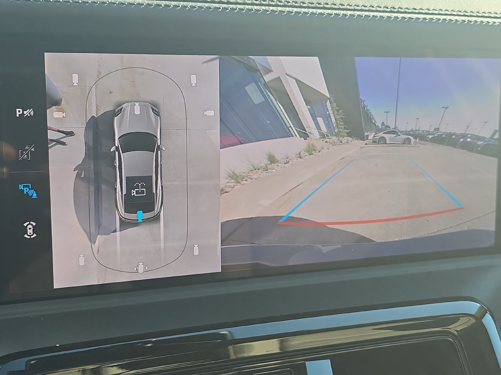 New 2026 Porsche Panamera 4S AWD/4WD image 25