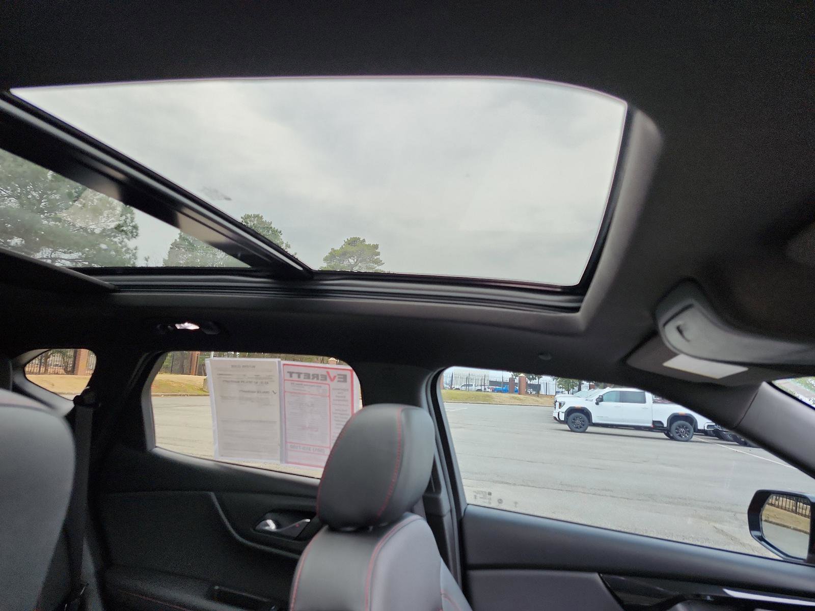 Used 2024 Chevrolet Blazer RS w/ Driver Confidence II Package image 8