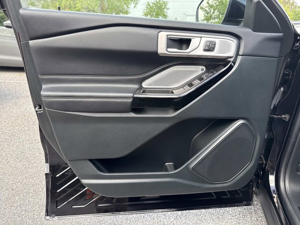 Used 2024 Ford Explorer ST w/ Equipment Group 401A AWD/4WD image 22