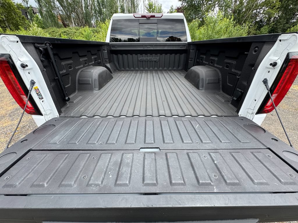Used 2022 GMC Sierra 1500 AT4 w/ AT4 Premium Package AWD/4WD image 10