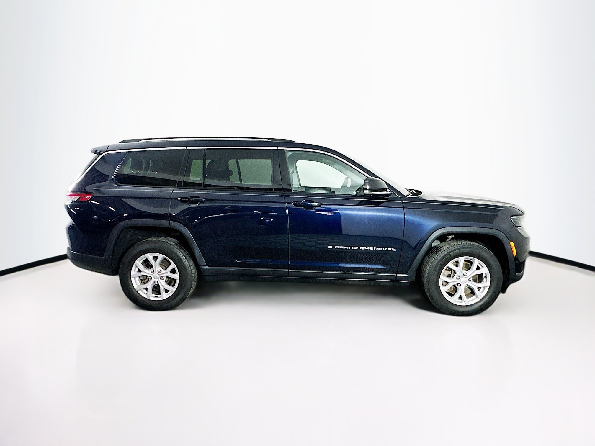 Used 2023 Jeep Grand Cherokee L Limited w/ Luxury Tech Group II AWD/4WD image 10