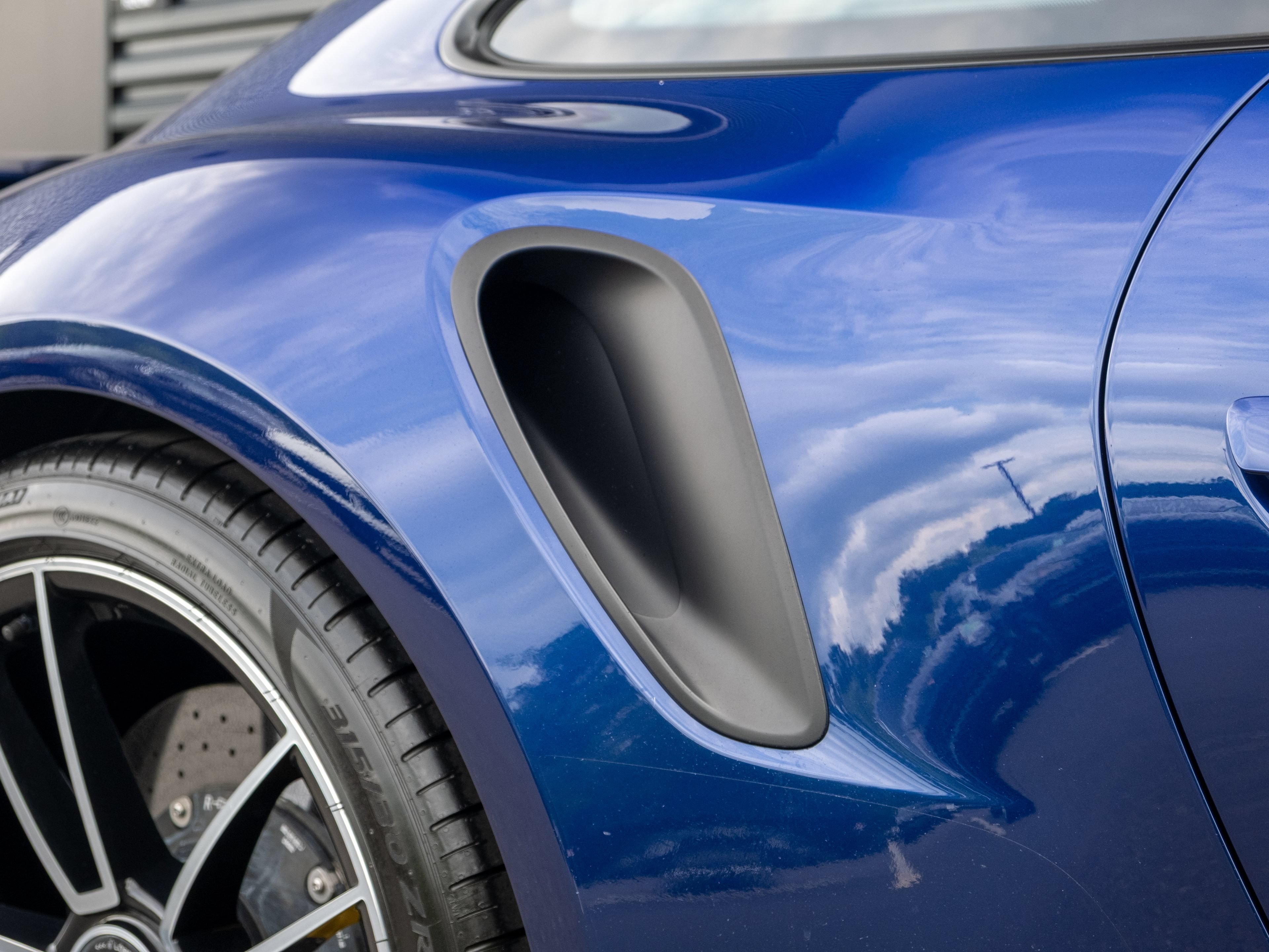 Certified 2021 Porsche 911 Turbo S AWD/4WD image 19