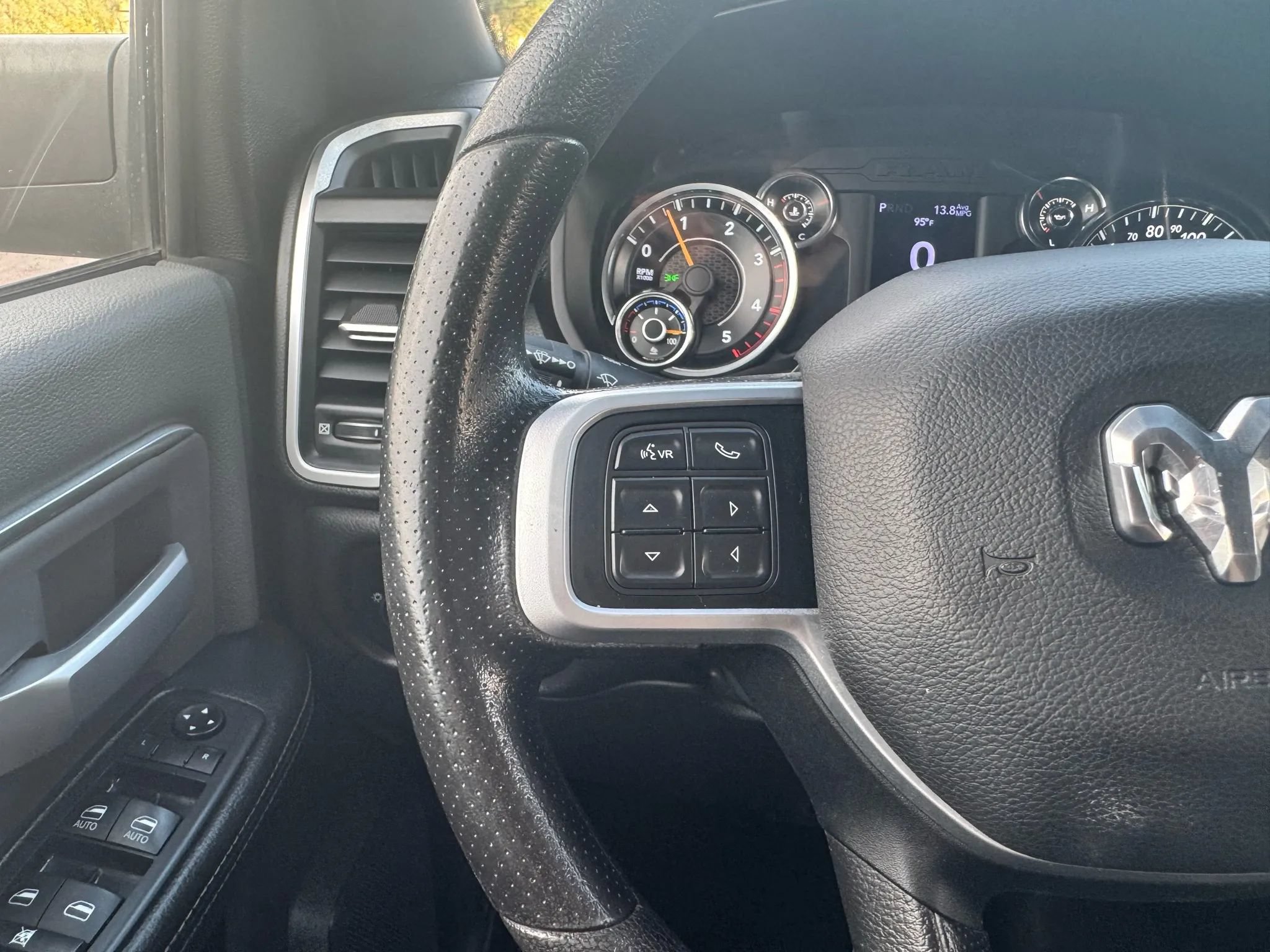 Used 2021 RAM 2500 Big Horn AWD/4WD image 36