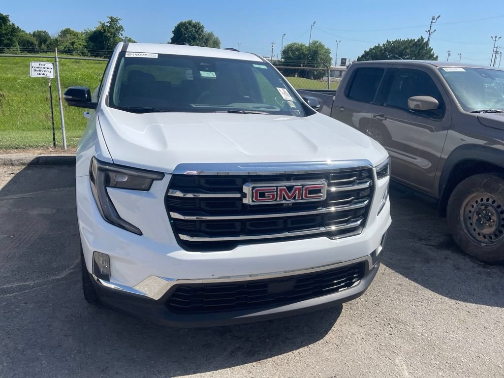 Used 2026 GMC Acadia Elevation w/ Elevation Premium Package FWD image 2