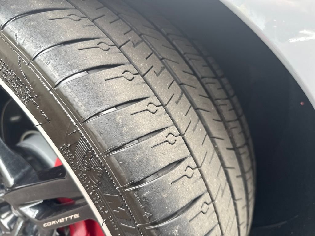 Used 2024 Chevrolet Corvette Stingray Preferred Cpe image 26