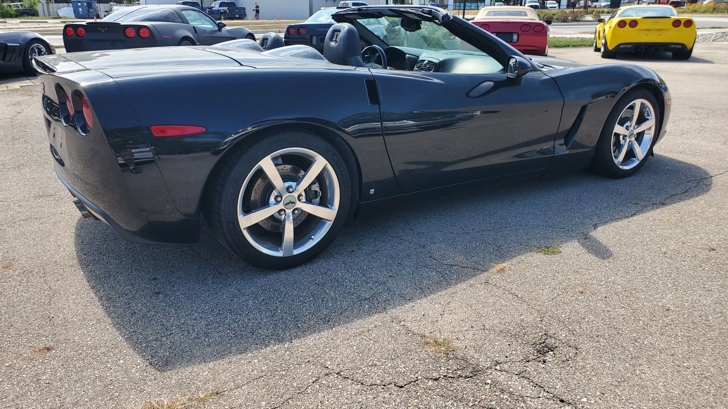 Used 2008 Chevrolet Corvette Convertible w/ Preferred Equipment Group image 4