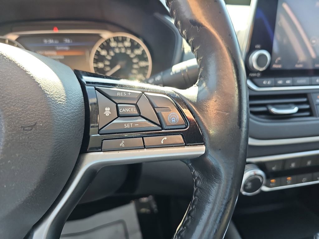 Used 2022 Nissan Altima 2.5 SV w/ SV Premium Package image 22
