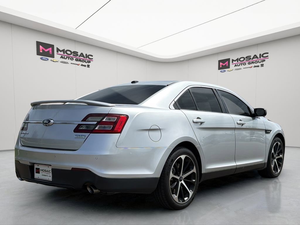 Used 2015 Ford Taurus SHO w/ Technology Package AWD/4WD image 8