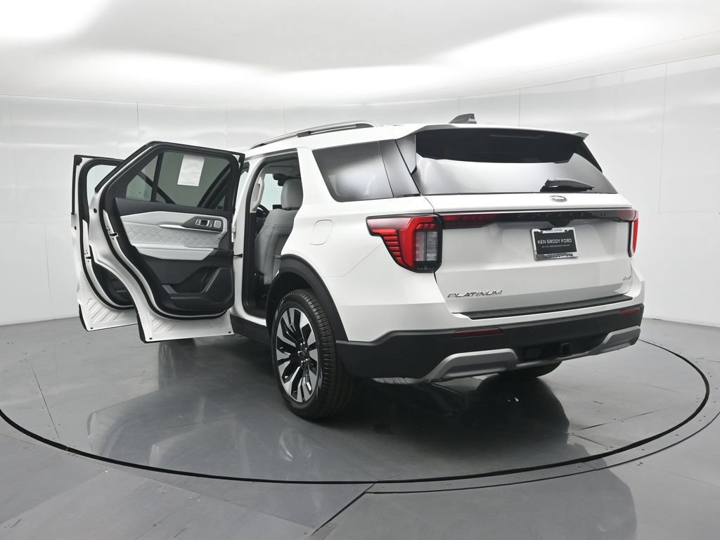 New 2026 Ford Explorer Platinum w/ LUX Leather Package AWD/4WD image 31
