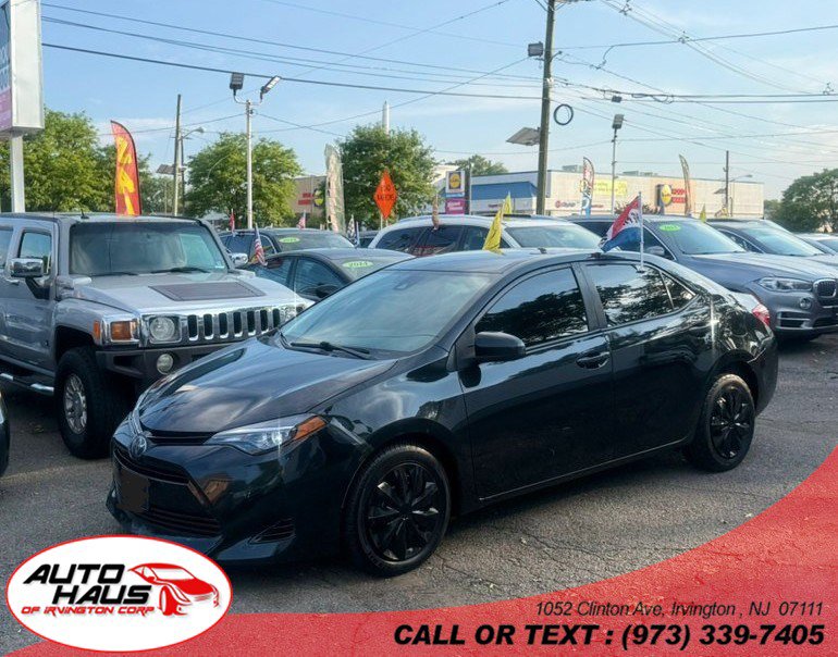 Used 2018 Toyota Corolla LE FWD image 1
