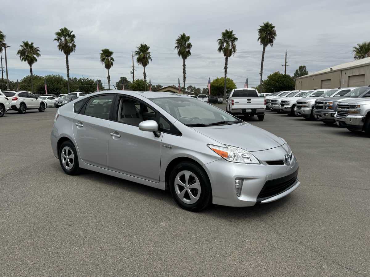 Used 2013 Toyota Prius Two FWD image 12