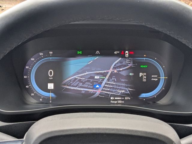 Certified 2023 Volvo C40 Recharge Core image 36