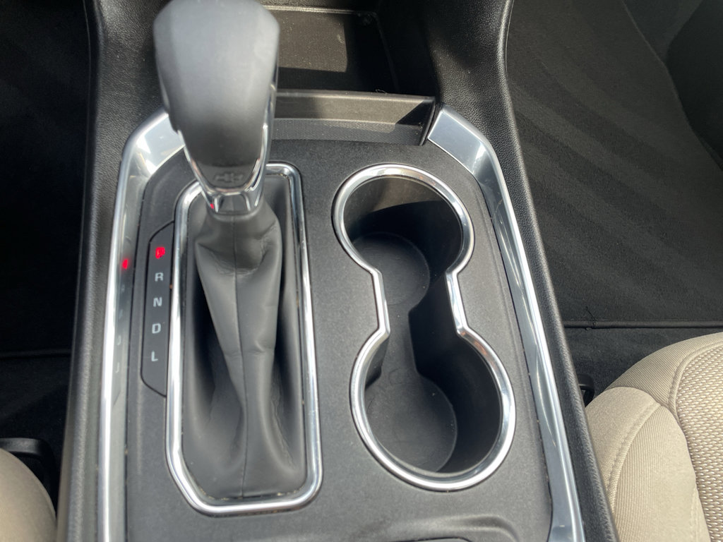 Used 2023 Chevrolet Traverse LS w/ Safety Package image 27