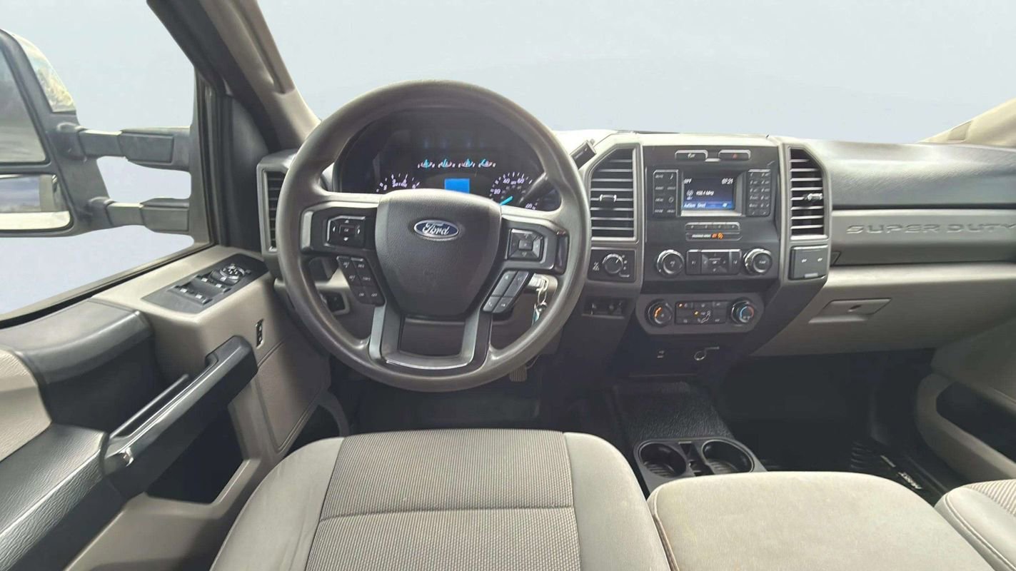 Used 2019 Ford F250 XL w/ Power Equipment Group image 11