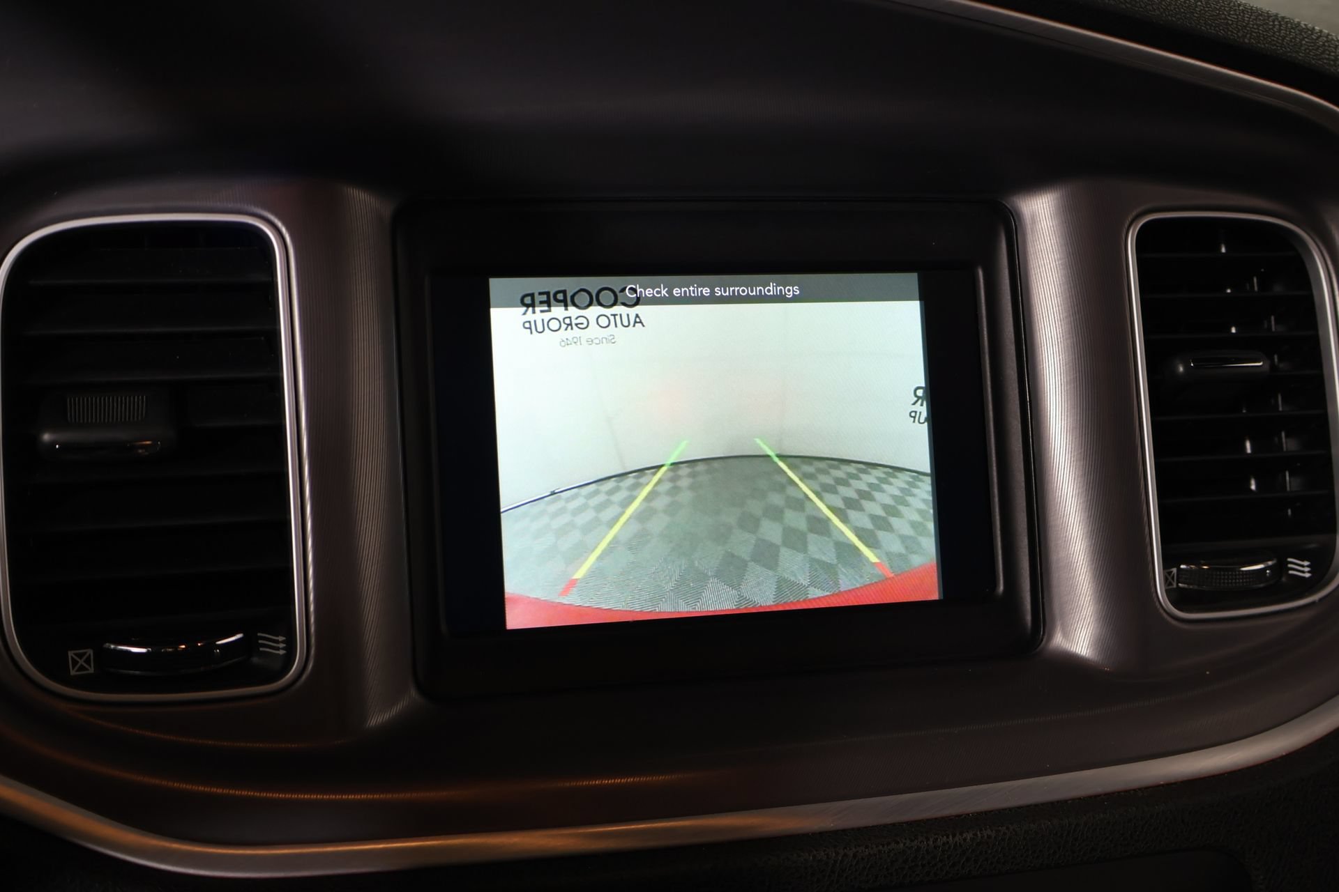 Used 2022 Dodge Charger SXT RWD image 6