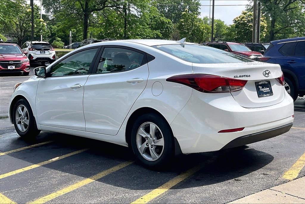 Used 2015 Hyundai Elantra SE FWD image 13