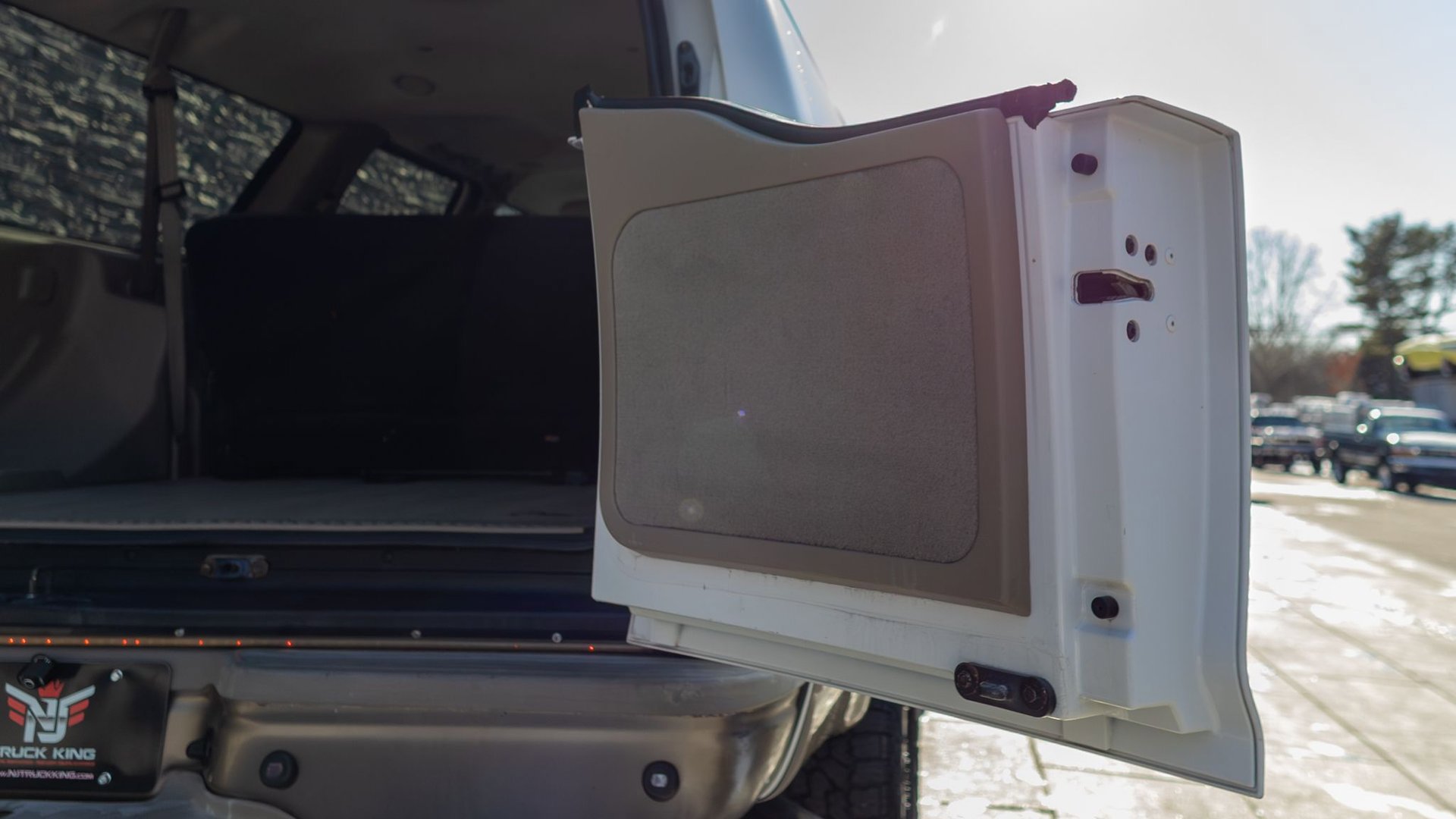 Used 2005 Ford Excursion Eddie Bauer image 31