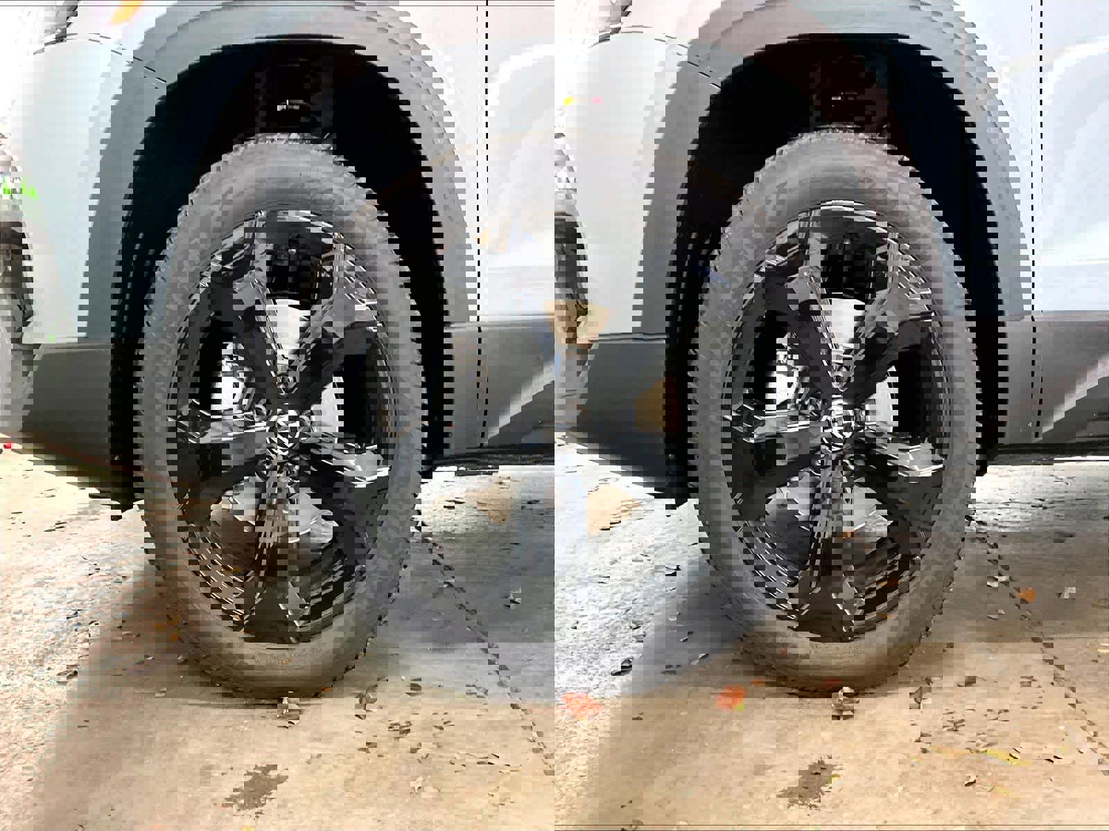 New 2026 Volkswagen Taos SEL image 14