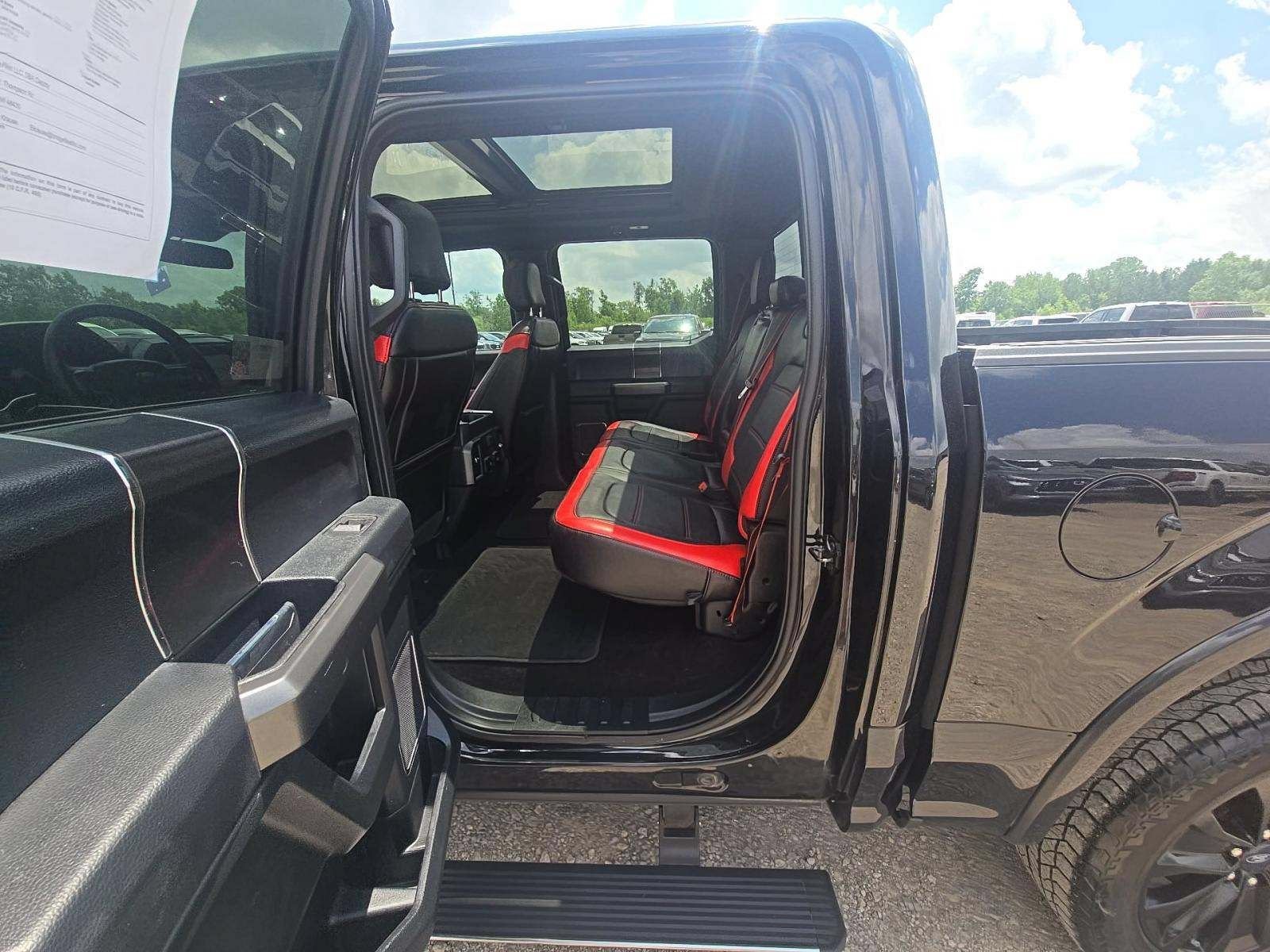 Used 2019 Ford F150 Lariat w/ Equipment Group 502A Luxury AWD/4WD image 12