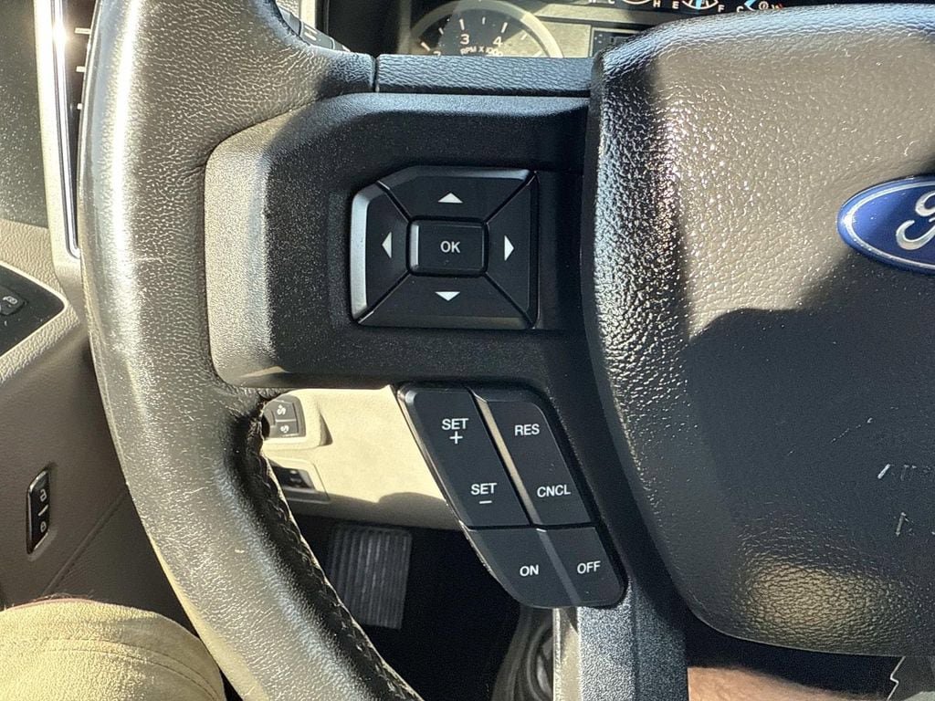 Used 2018 Ford F150 XLT w/ Equipment Group 302A Luxury AWD/4WD image 30