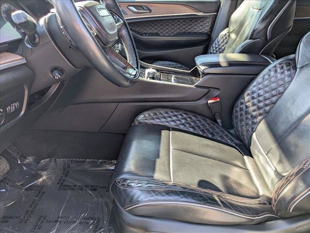 Used 2022 Jeep Grand Cherokee Summit w/ Luxury Tech Group V AWD/4WD image 16
