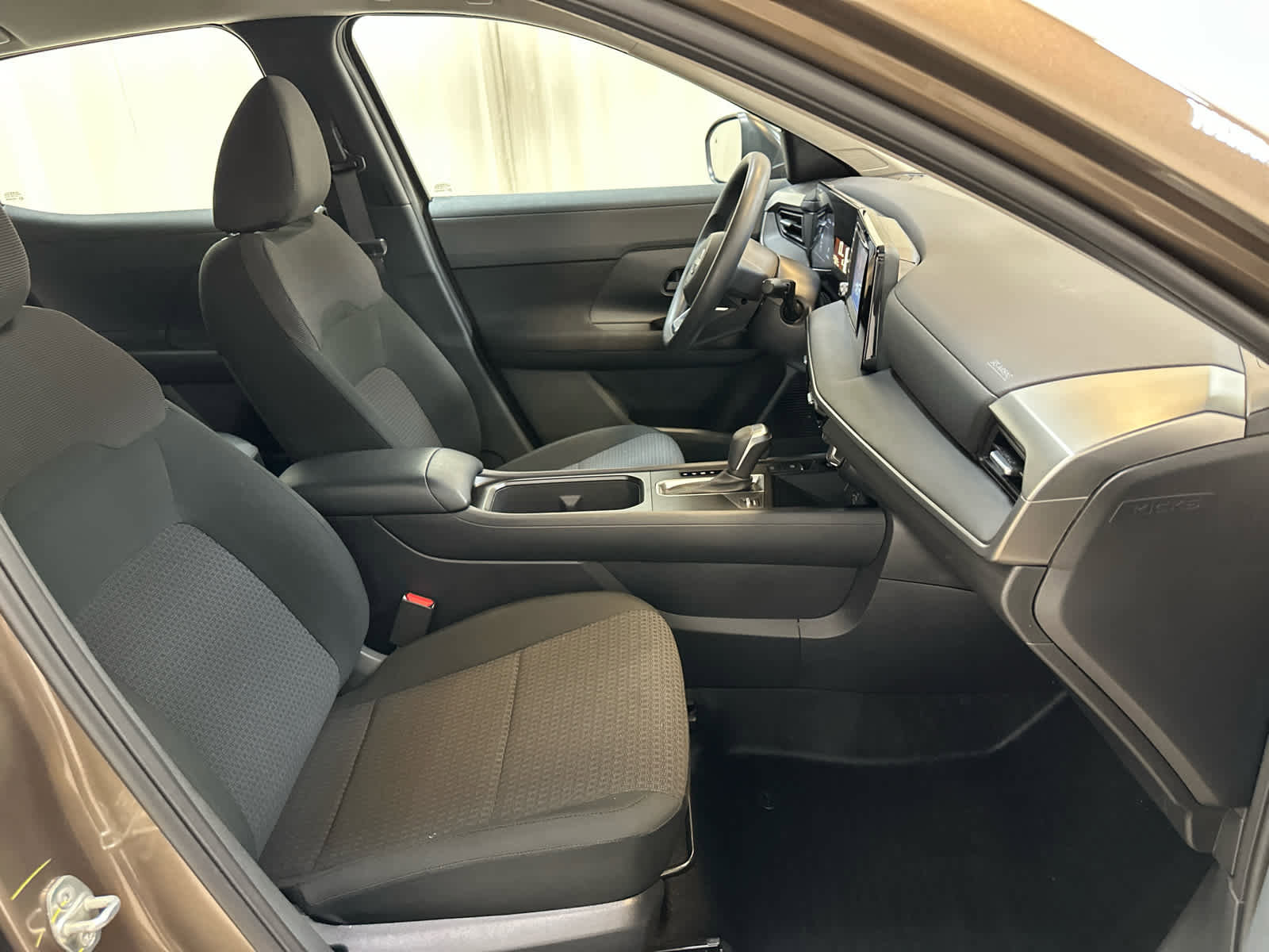 Certified 2025 Nissan Kicks S AWD/4WD image 13