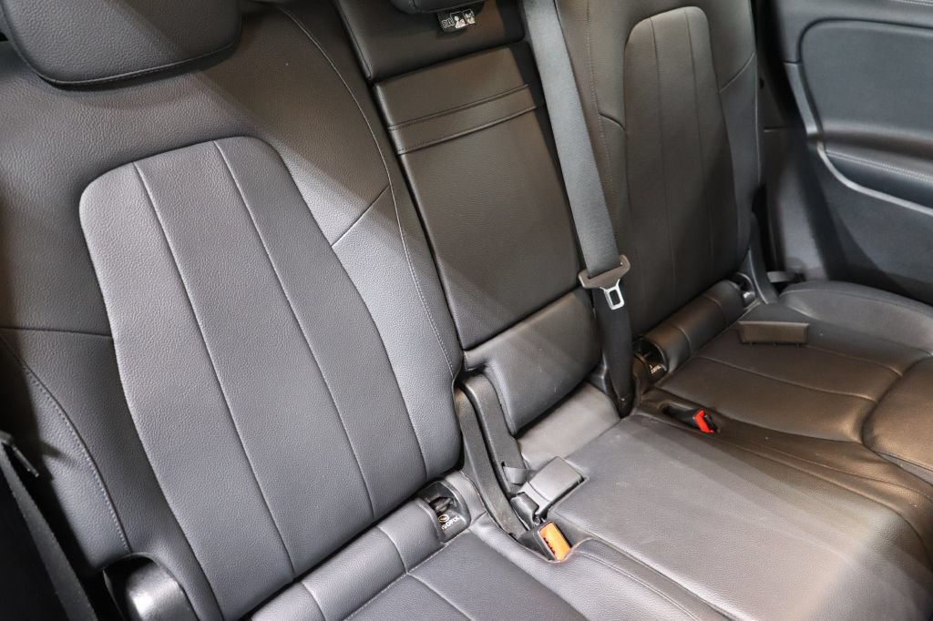Used 2020 Mercedes-Benz GLB 250 image 20