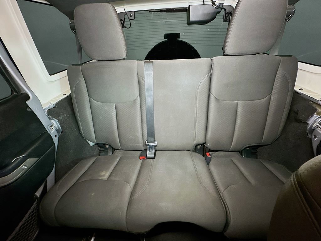 Used 2017 Jeep Wrangler Unlimited Sport AWD/4WD image 13