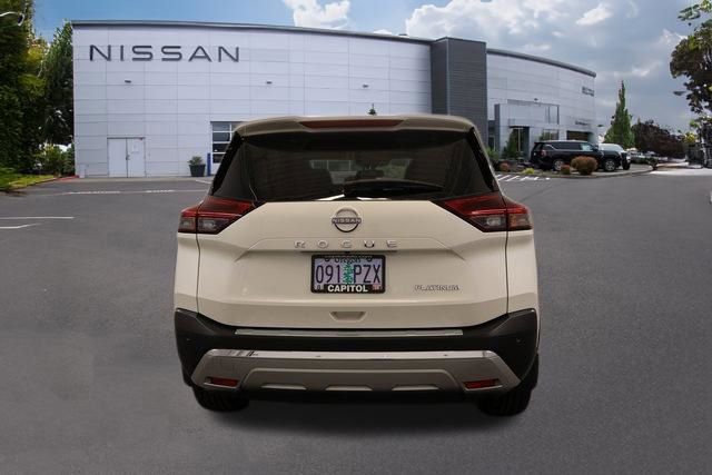 Certified 2023 Nissan Rogue Platinum w/ Platinum Premium Package FWD image 3