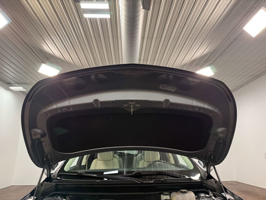 Used 2023 Buick Enclave Essence w/ Experience Buick Package image 88